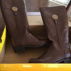 Liz Claiborne Brown boots